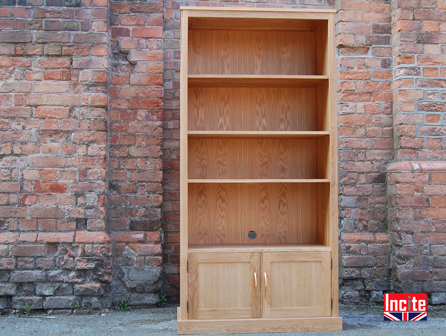 Oiled oak online bookcase